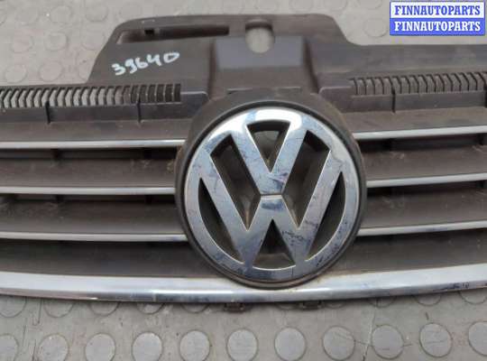 купить Решетка радиатора на Volkswagen Polo 2001-2005