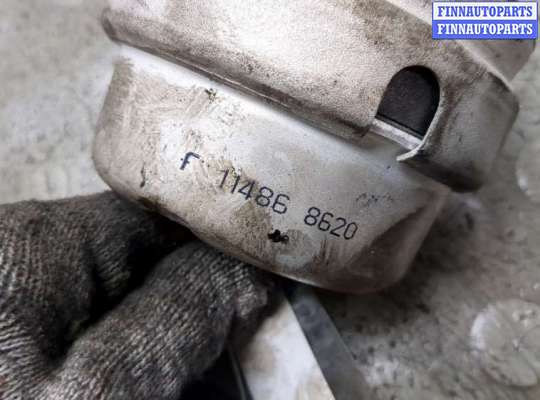 купить Подушка крепления двигателя на Volkswagen Passat 5 2000-2005