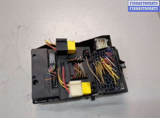 купить Блок предохранителей на Renault Scenic 1996-2002