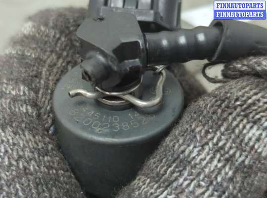 купить Форсунка топливная на Volvo S40 / V40 1995-2004