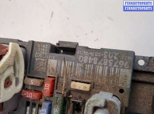 Блок предохранителей на Peugeot Partner II Tepee