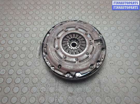 Маховик OP2396161 на Opel Zafira B 2005-2014