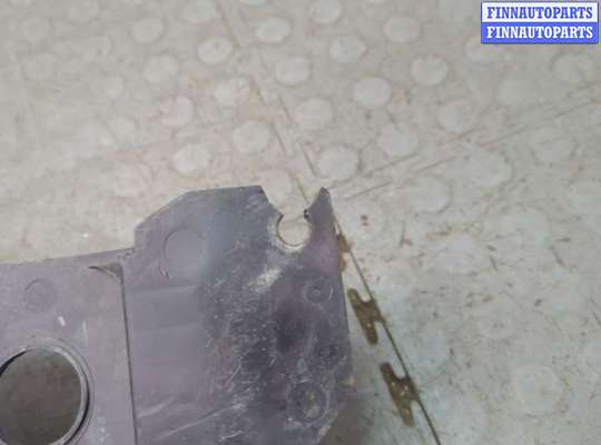 купить Накладка замка капота на Infiniti QX50 2017-2025