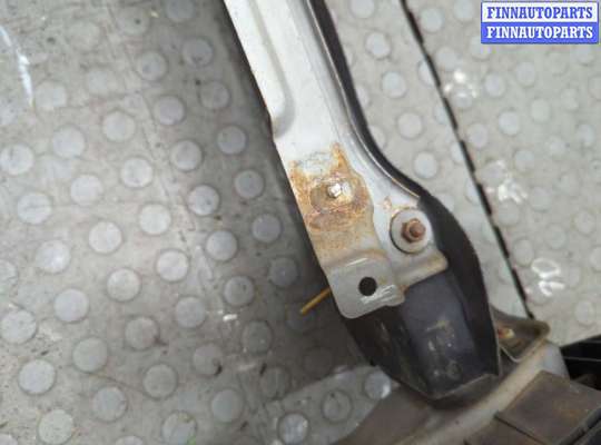 купить Рамка передняя (телевизор) на Toyota Yaris 2005-2011
