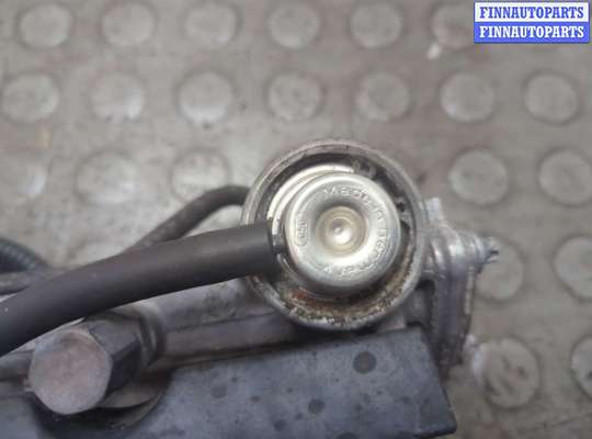 Форсунка топливная на Mercedes-Benz SLK (R170)