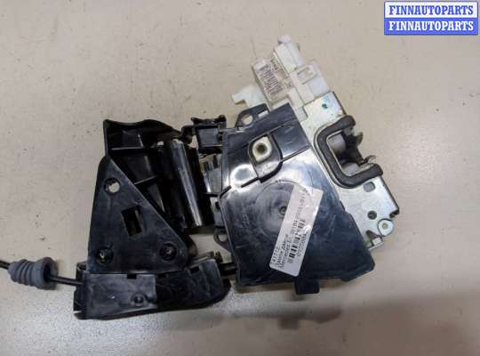 Замок боковой двери на Mercedes-Benz ML (W164)