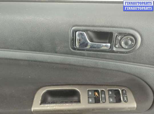 купить Дверная карта (Обшивка двери) на Volkswagen Passat 5 1996-2001