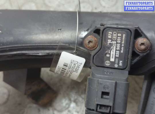 купить Патрубок интеркулера на Skoda Octavia (A5) 2004-2013