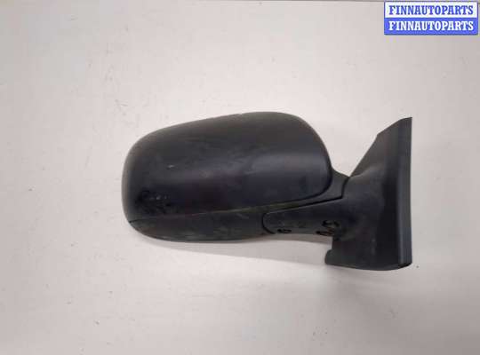 Зеркало боковое на Toyota Yaris P9