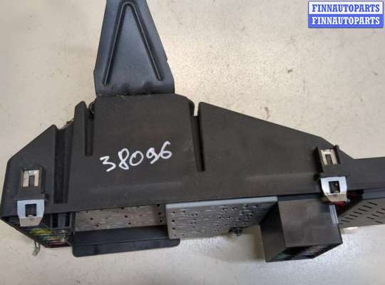 Блок предохранителей VL483634 на Volvo S80 1998-2006