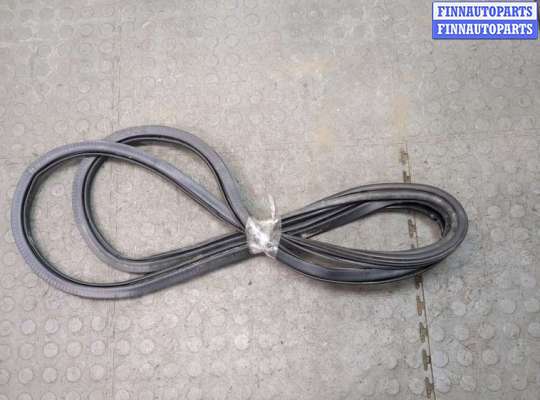 купить Уплотнитель на Audi Q5 2008-2017