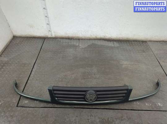 купить Решетка радиатора на Volkswagen Passat 4 1993-1997