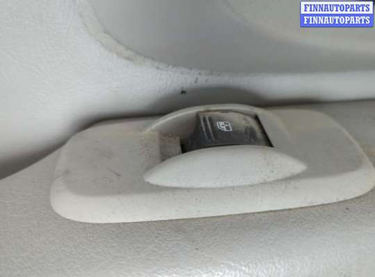 купить Дверная карта (Обшивка двери) на Chevrolet Trailblazer 2001-2010