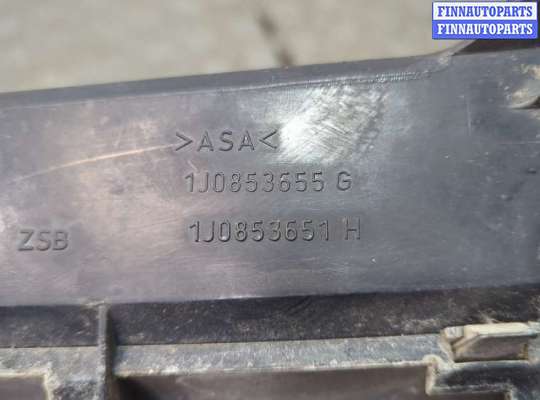 купить Решетка радиатора на Volkswagen Golf 4 1997-2005