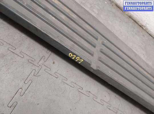 купить Накладка подножки на Lincoln Navigator 2002-2006