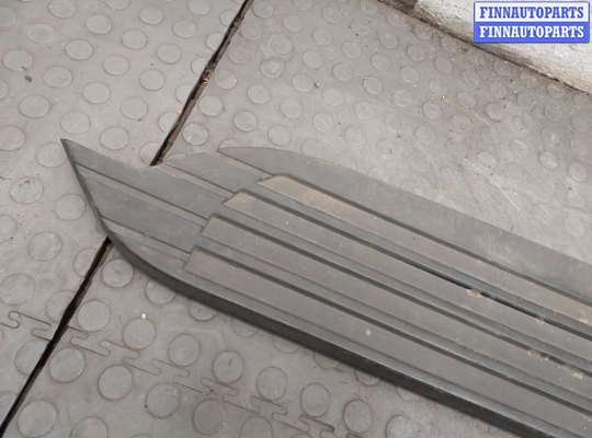 купить Накладка подножки на Lincoln Navigator 2002-2006