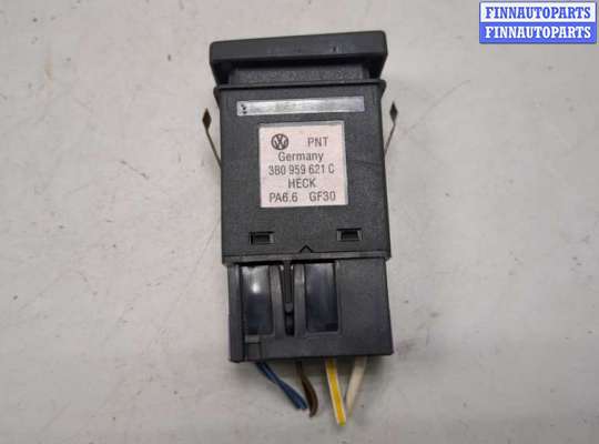 купить Кнопка обогрева стекла на Volkswagen Passat 5 2000-2005