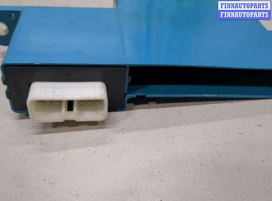 купить Блок управления центральным замком на Toyota Yaris 2005-2011