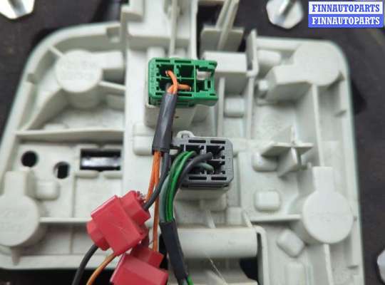 купить Фонарь (задний) на Volvo S40 2004-