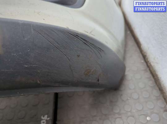 купить Заглушка (решётка) бампера на Toyota Avensis 2 2003-2009