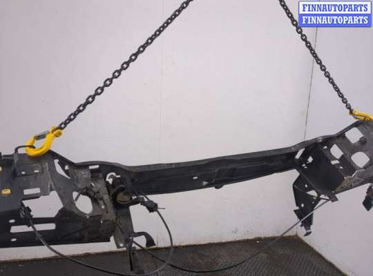 Панель передняя (телевизор) на Volvo XC90