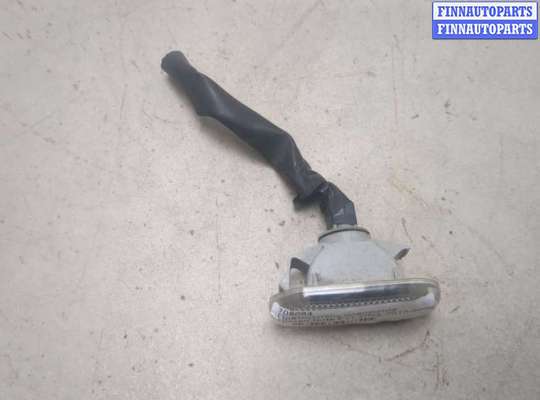 купить Повторитель поворотов на Nissan Note E11 2005-2013