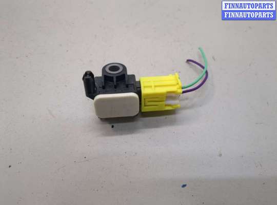 Датчик удара IFM3584 на Infiniti QX80 2014-2017