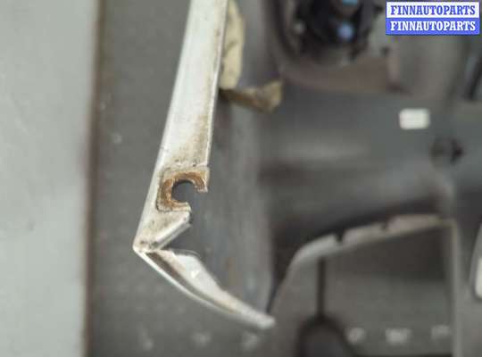 купить Заглушка (решётка) бампера на Toyota Verso 2009-2018