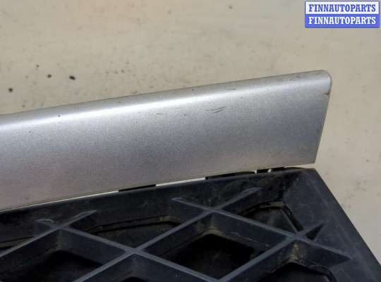 купить Решетка радиатора на Subaru Impreza (G11) 2000-2007