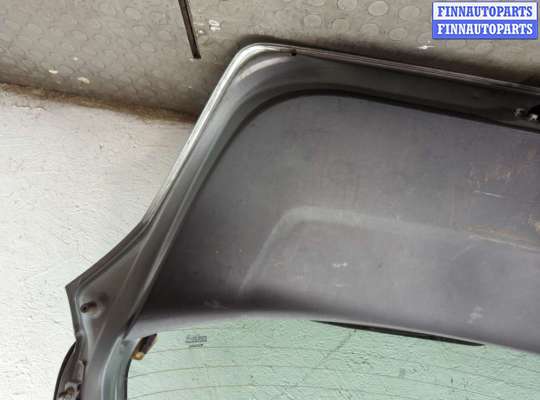 купить Кнопка открывания багажника с крышки на Toyota Yaris 2005-2011