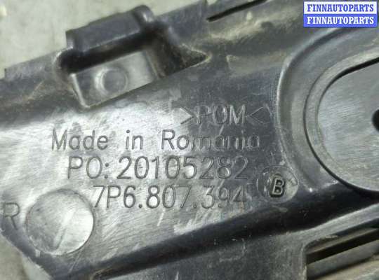 купить Кронштейн бампера на Volkswagen Touareg 2010-2014