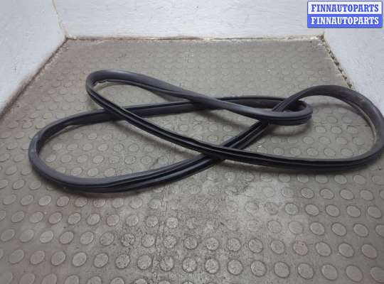 купить Уплотнитель на Mazda CX-5 2012-2017