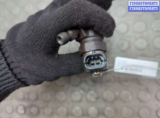 Форсунка топливная на Opel Insignia I (G09)