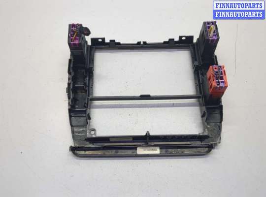 купить Рамка под магнитолу на Volkswagen Passat 5 2000-2005