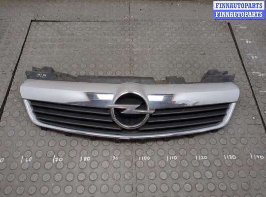 купить Решетка радиатора на Opel Zafira B 2005-2014