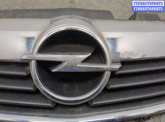 купить Решетка радиатора на Opel Zafira B 2005-2014