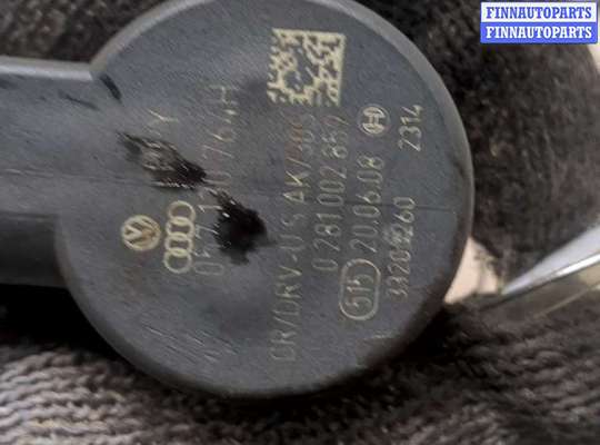 купить Рампа (рейка) топливная на Audi A4 (B8) 2007-2015