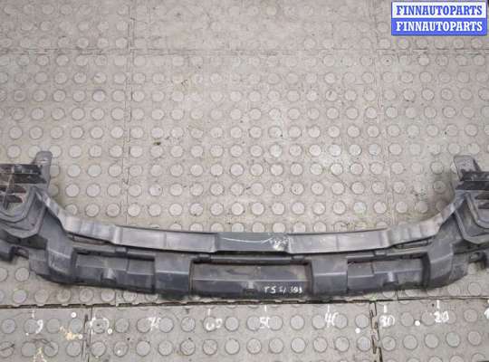 Кронштейн бампера FO1997770 на Ford Focus 2 2008-2011