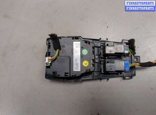 купить Панель управления магнитолой на Peugeot 508 2010-2018