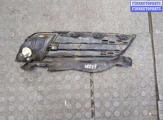 купить Заглушка (решётка) бампера на Nissan Micra K12E 2002-2010