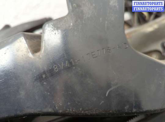 купить Рамка передняя (телевизор) на Ford Kuga 2008-2012