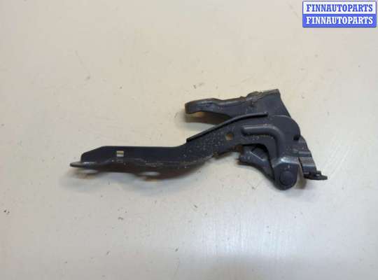 Петля капота на Kia Ceed I (ED)