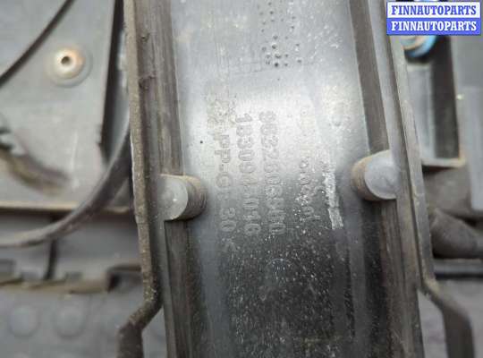 купить Рамка передняя (телевизор) на Citroen C5 2001-2004