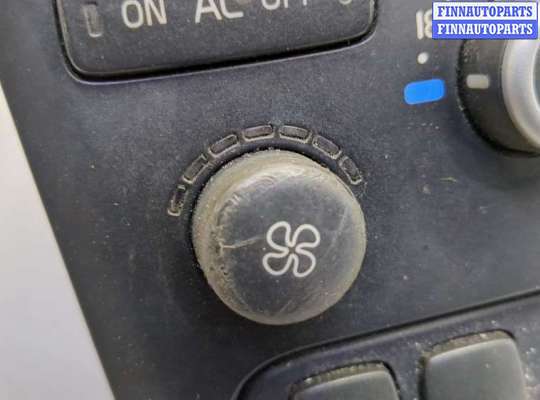 Магнитола на Volvo XC90