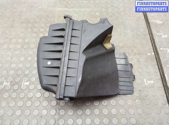 Корпус воздушного фильтра на BMW 7 (E65/E66)