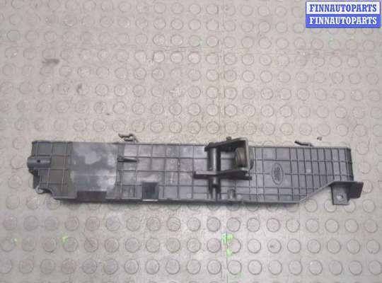 купить Пластик радиатора на Land Rover Range Rover Sport 2005-2013