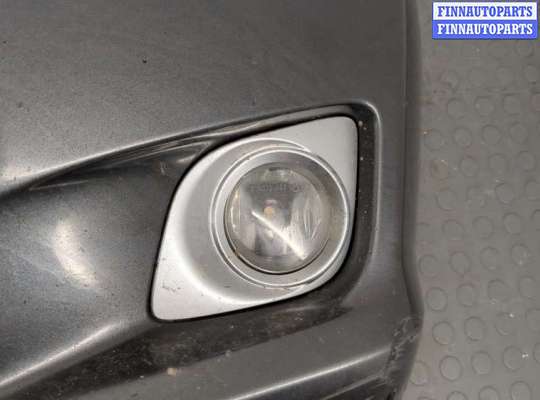Решетка (заглушка) бампера на Toyota Venza (GV10)
