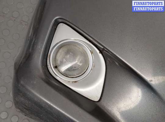 Решетка (заглушка) бампера на Toyota Venza (GV10)