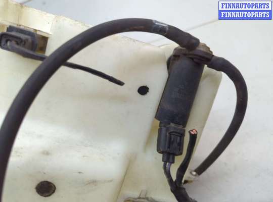 Бачок омывателя на Ford Explorer III (U152)