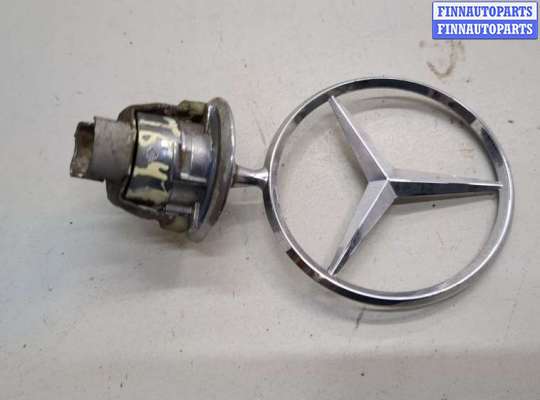 купить Эмблема на Mercedes C W204 2006-2015